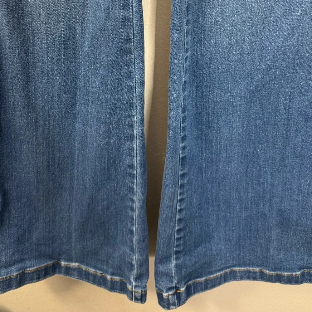 Spanx Flare Leg Jeans Size XL In Vintage Indigo Blue